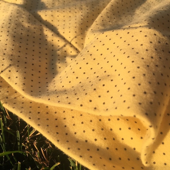 Vintage Yellow Polka-dot tee - Picture 4 of 5
